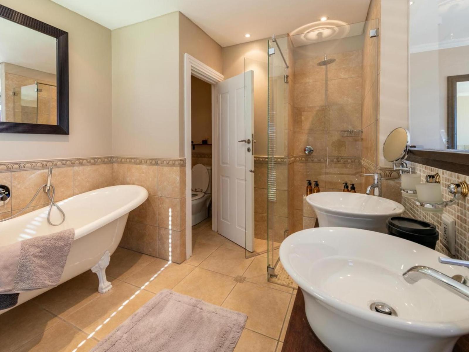Guest House The Lazy Lion Knysna Ngoại thất bức ảnh