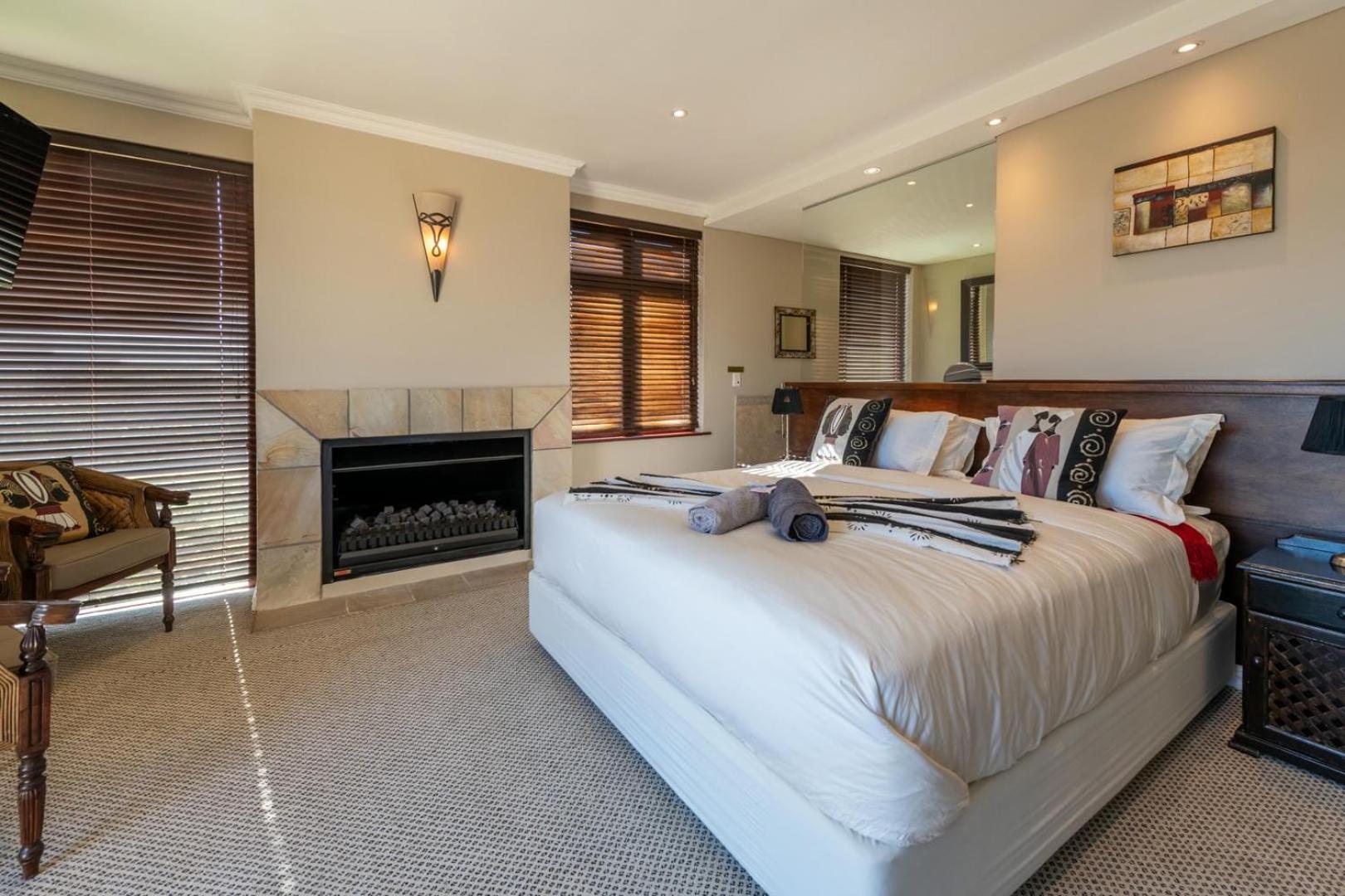 Guest House The Lazy Lion Knysna Ngoại thất bức ảnh