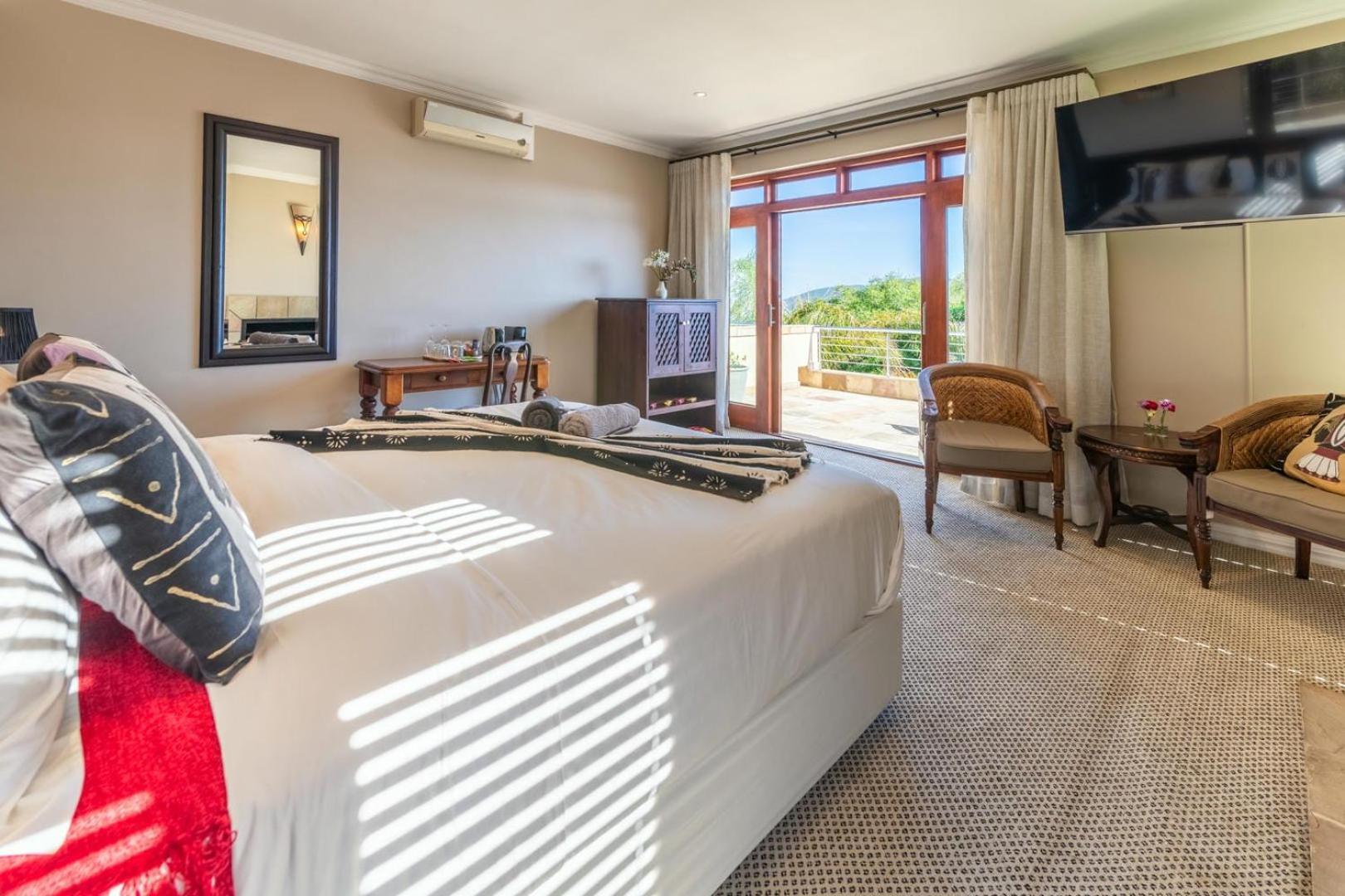 Guest House The Lazy Lion Knysna Ngoại thất bức ảnh