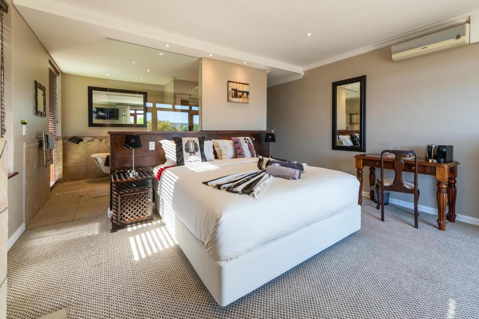 Guest House The Lazy Lion Knysna Ngoại thất bức ảnh